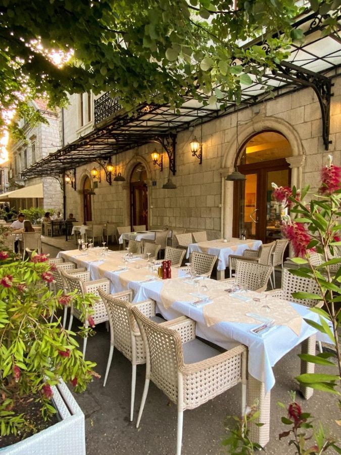Hotel Platani Trebinje Exterior photo