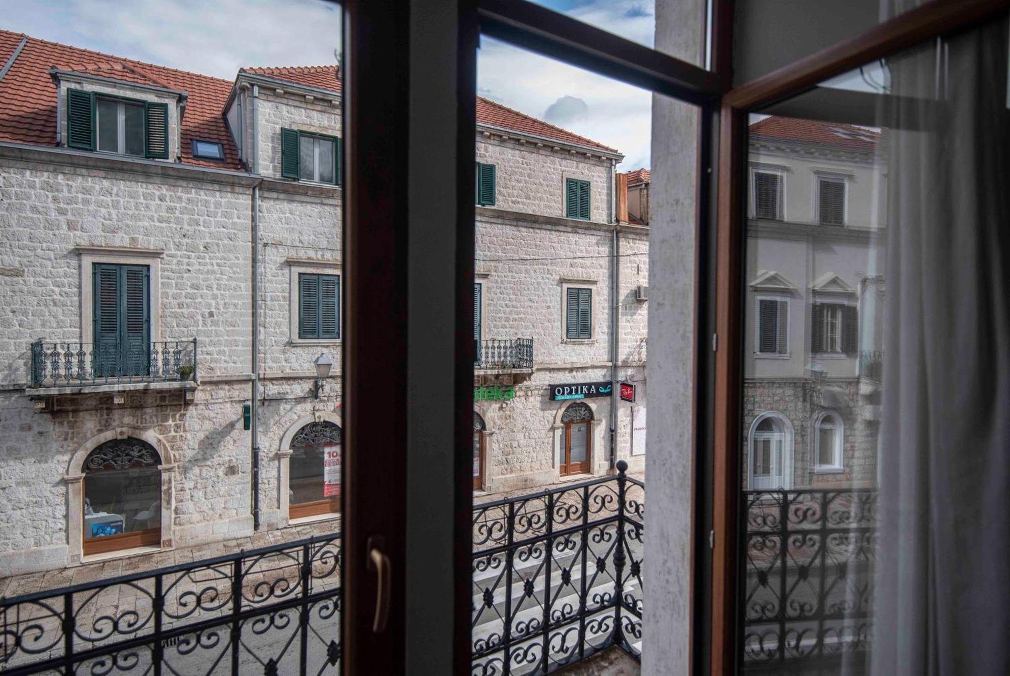 Hotel Platani Trebinje Exterior photo
